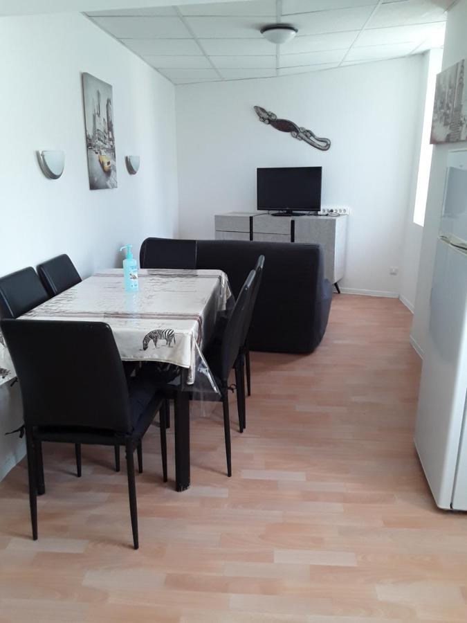O'Paille En Queue De Lajade Appartement F3 Сен-Шиньян Экстерьер фото